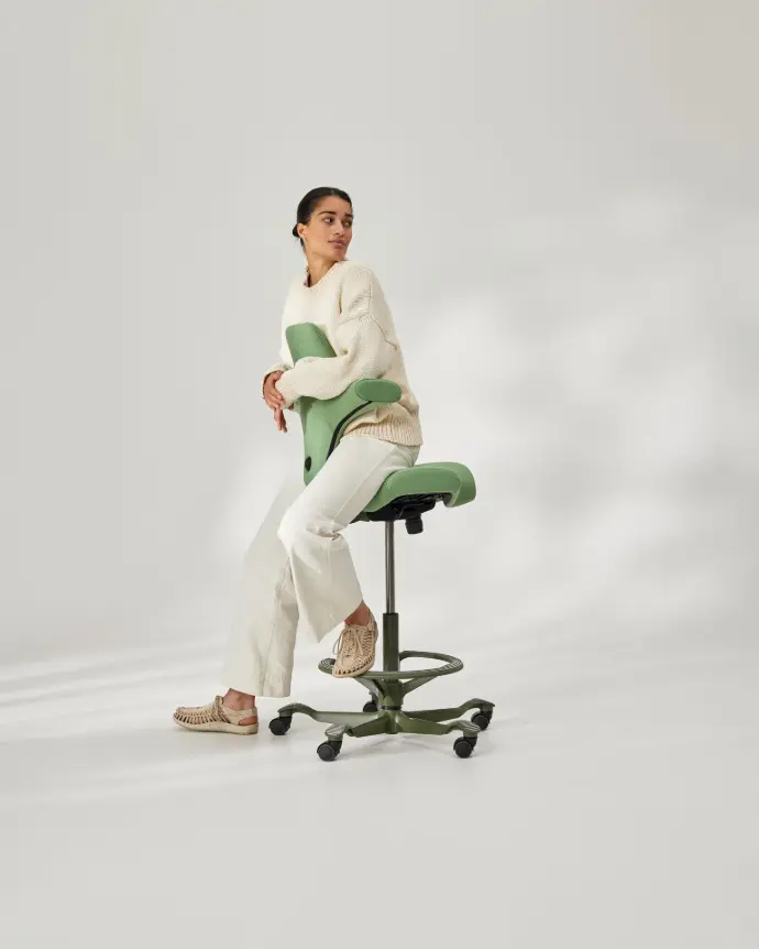 Chaise de bureau ergonomique HÅG Capisco correctement réglée