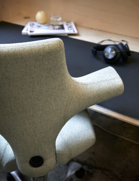 HAG Capisco 8106 Antraciet Promo SC60134